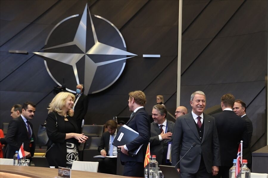 Millî Savunma Bakanı Hulusi Akar, NATO Karargâhında İkinci Gün Oturumlarına Katıldı